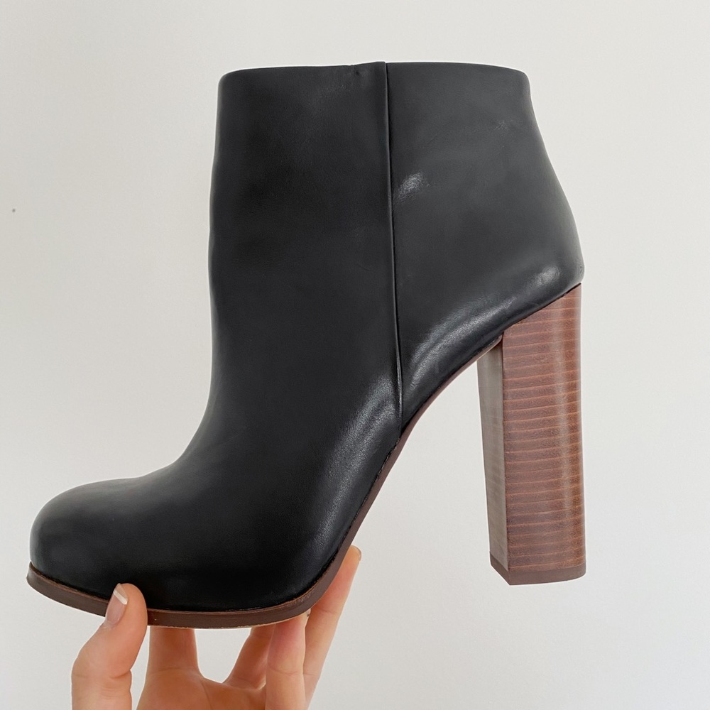 Vine Camuto Grenadine Booties